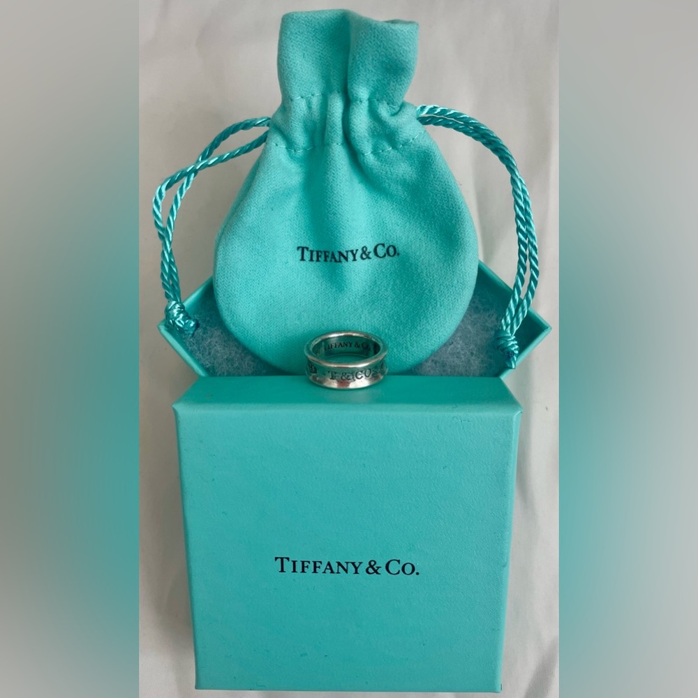 Tiffany 1837 Medium Width Silver Ring Size 6 - with Tiffany Box and Pouch